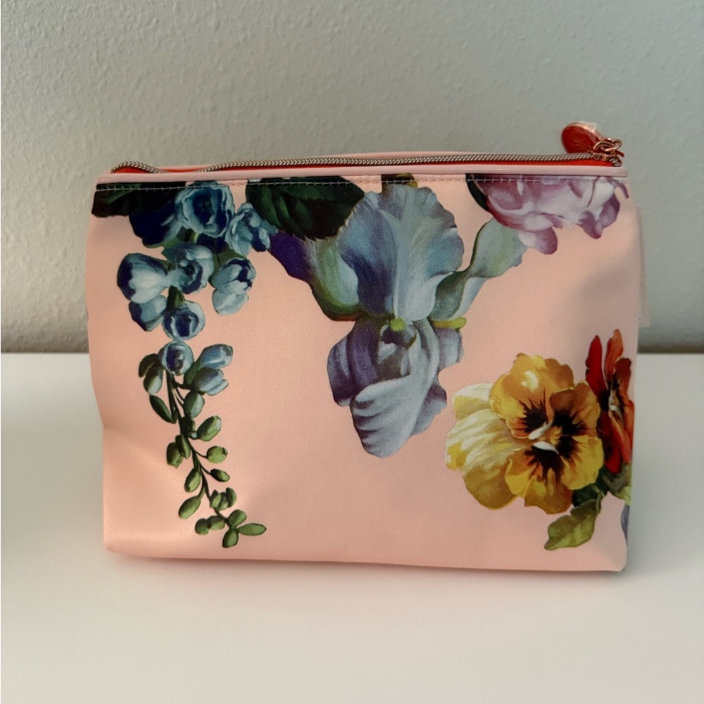 NWT Ted Baker London large, luxurious floral cosmetic bag - Picture 4 of 8
